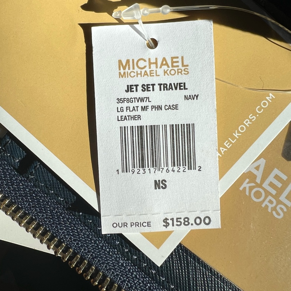 NWT Michael Kors Jetset wallet in navy - Picture 13 of 13